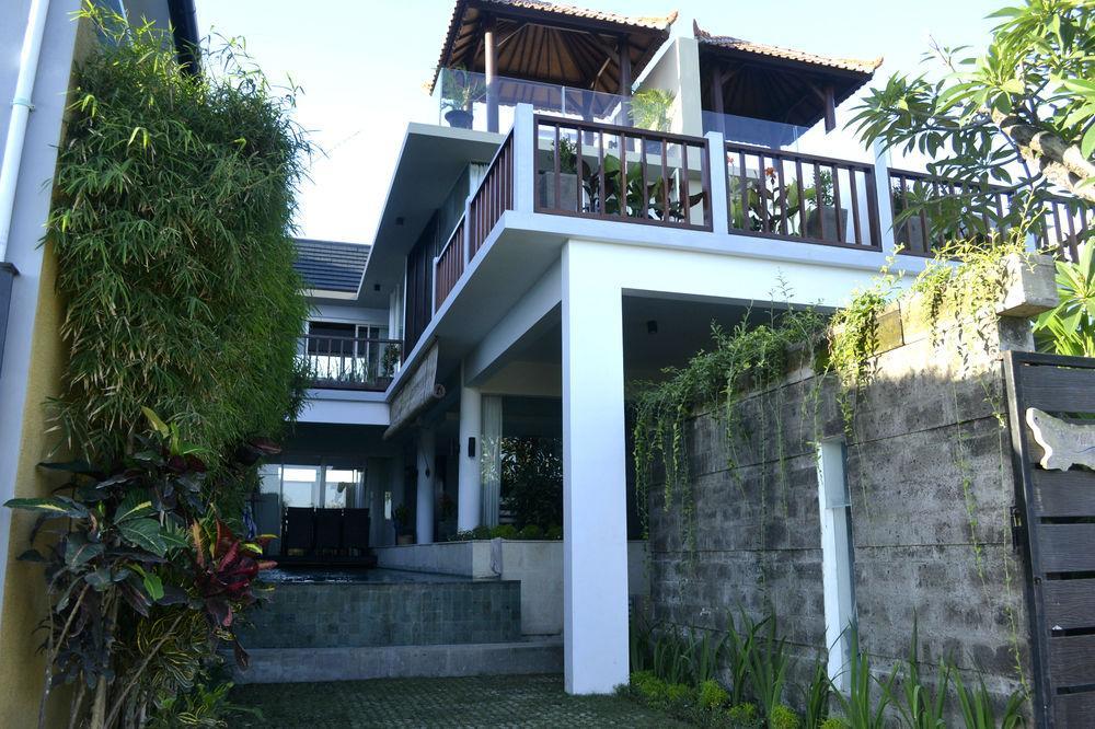 Grace And Milena Guesthouse Kuta Lombok Exterior foto